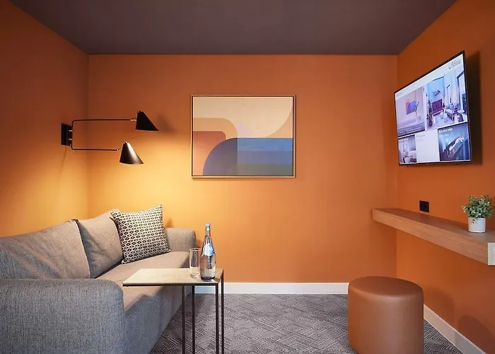 Hotel apartamentowy Adina 4*