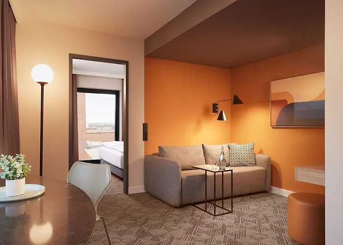 Apartahotel Adina 4*