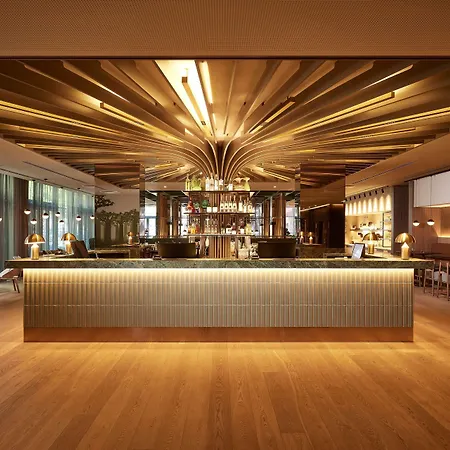 Lejlighedshotel Adina 4*