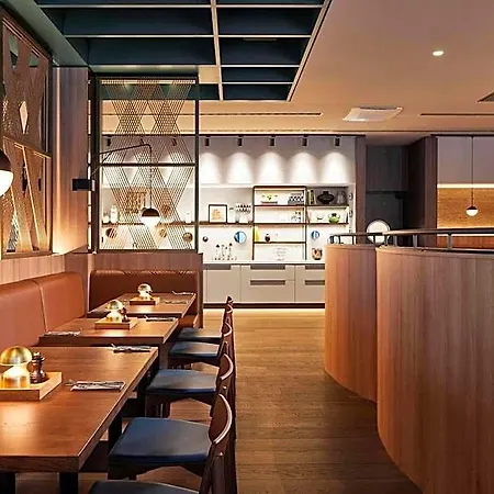Aparthotel Adina