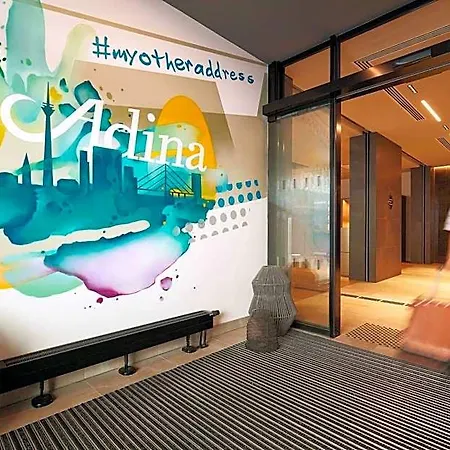 Adina Aparthotel 4*