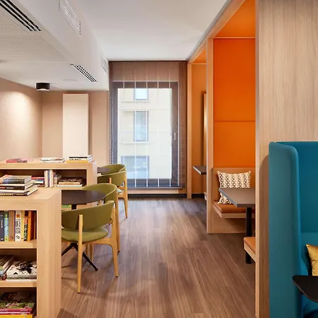 Aparthotel Adina 4*