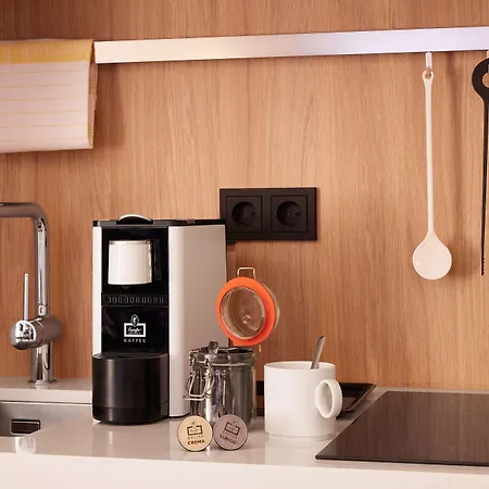 公寓式酒店 Adina 4*